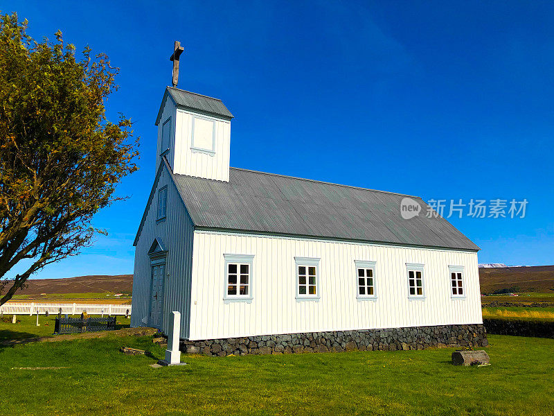 冰岛北部的ðaldalur: Grenjaðarstaðakirkja(乡村教堂)